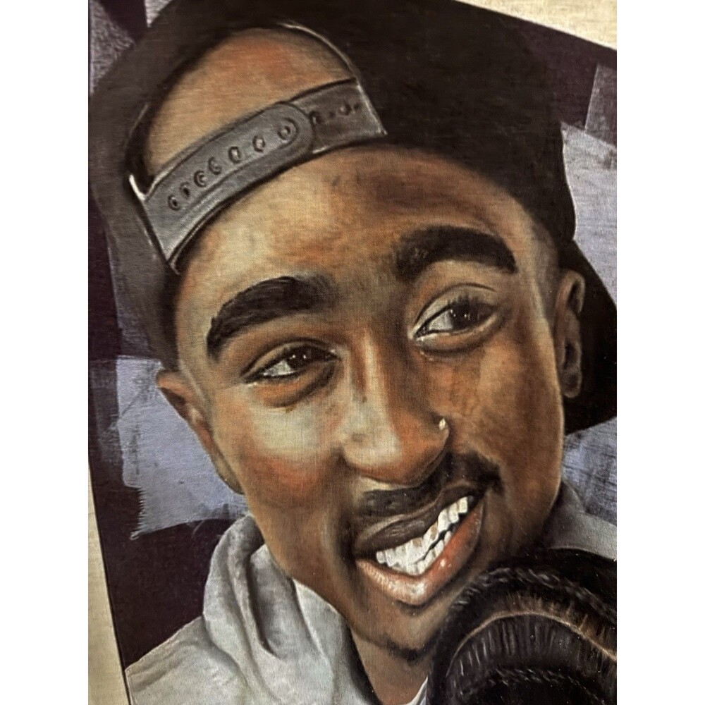 King Graphic Tshirt Featuring Tupac and Nipsey Hussle Size Medium
